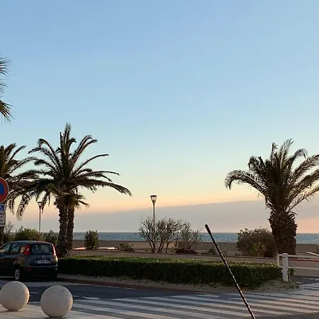 דירה Un Pied A Ipanema, Discrete Et Face A La Mer *